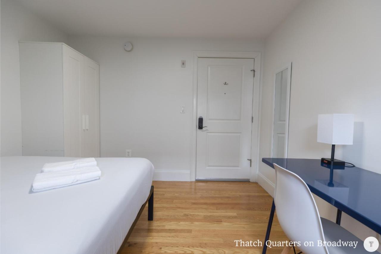 West Broadway Quarters By Thatch Boston Exterior photo